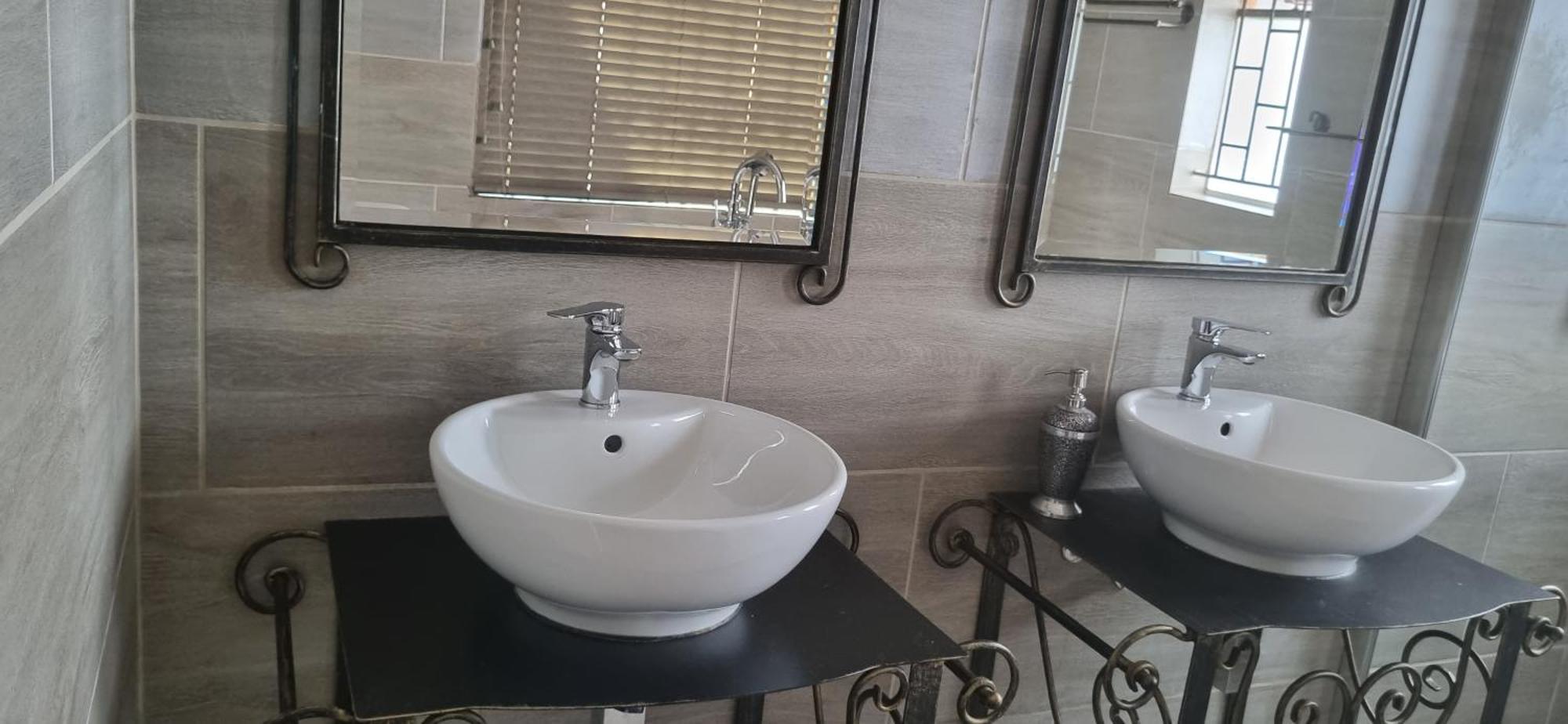 Rand Self-Catering Accommodation Carolina Bagian luar foto
