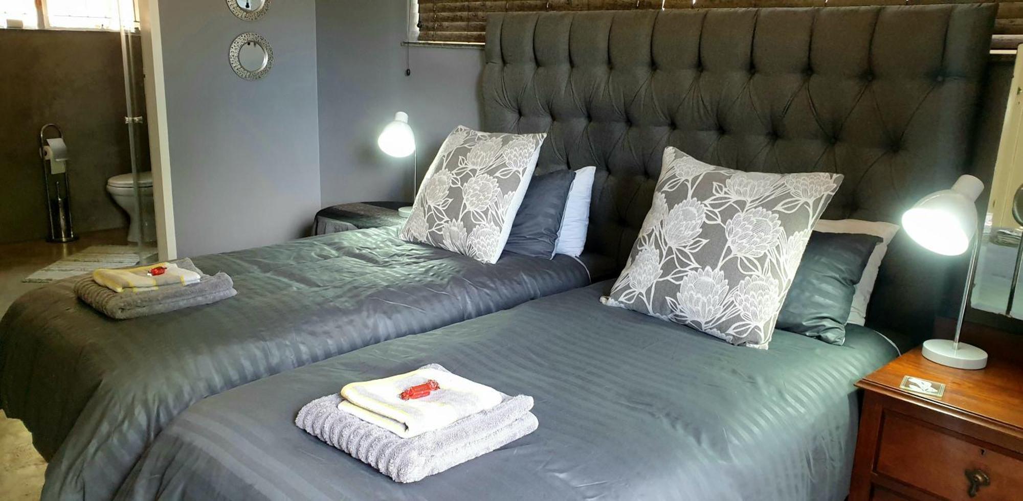 Rand Self-Catering Accommodation Carolina Bagian luar foto